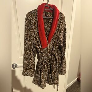 Fredericks of Hollywood leopard print house coat L/XL